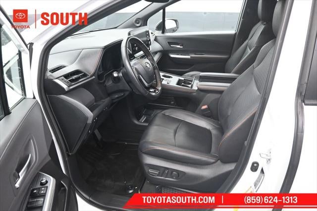 2023 Toyota Sienna XSE 7 Passenger