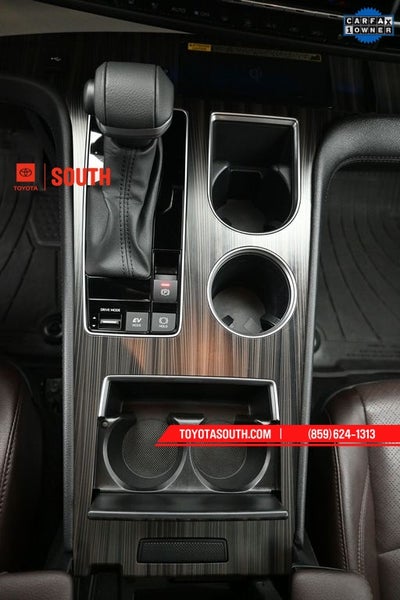 2024 Toyota Sienna Platinum 7 Passenger