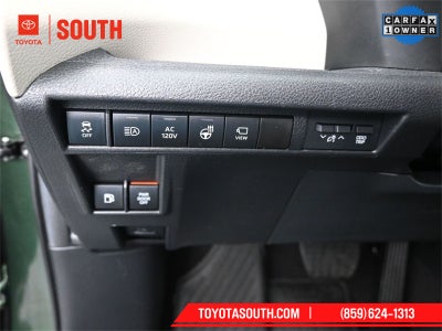2024 Toyota Sienna Platinum 7 Passenger