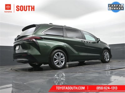 2024 Toyota Sienna Platinum 7 Passenger