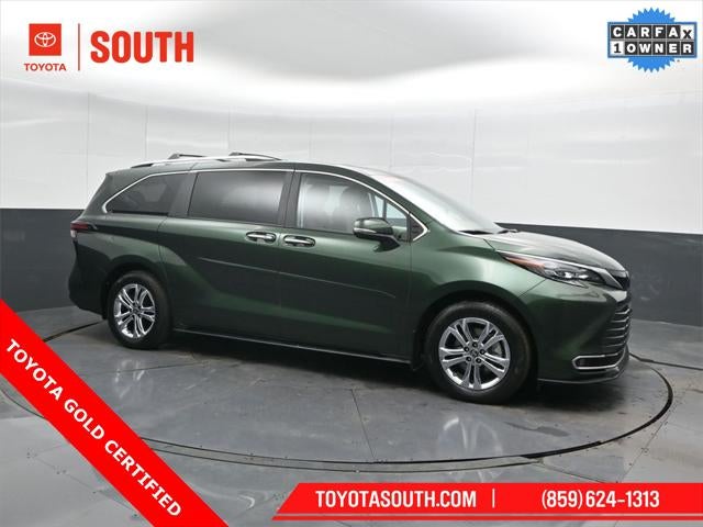 2024 Toyota Sienna Platinum 7 Passenger