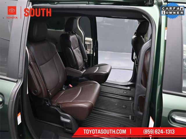 2024 Toyota Sienna Platinum 7 Passenger