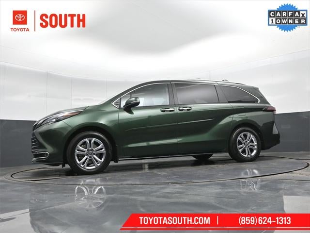2024 Toyota Sienna Platinum 7 Passenger