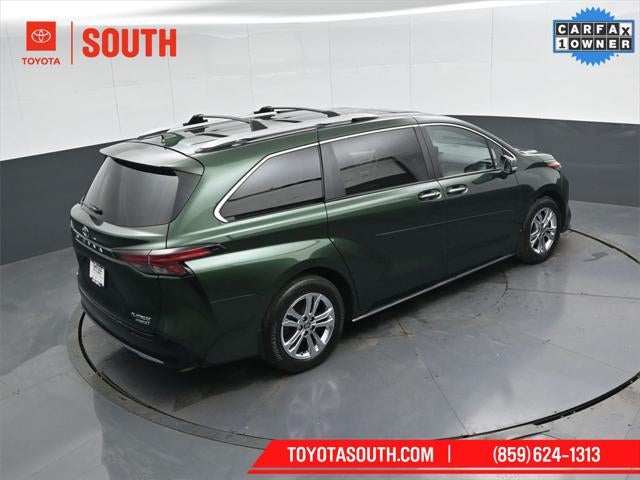 2024 Toyota Sienna Platinum 7 Passenger