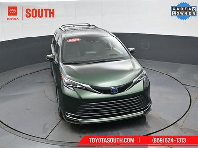 2024 Toyota Sienna Platinum 7 Passenger