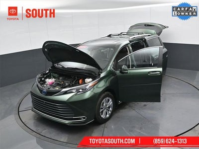2024 Toyota Sienna Platinum 7 Passenger