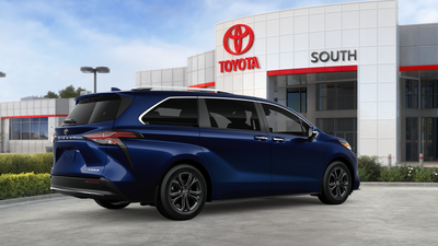 2026 Toyota Sienna Platinum 7 Passenger