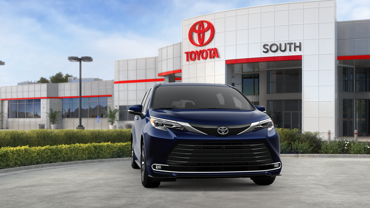 2026 Toyota Sienna Platinum 7 Passenger