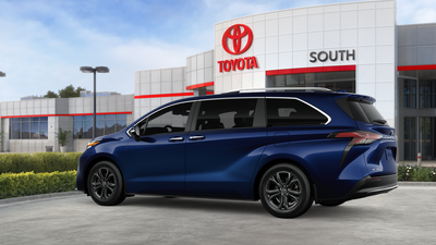 2026 Toyota Sienna Platinum 7 Passenger