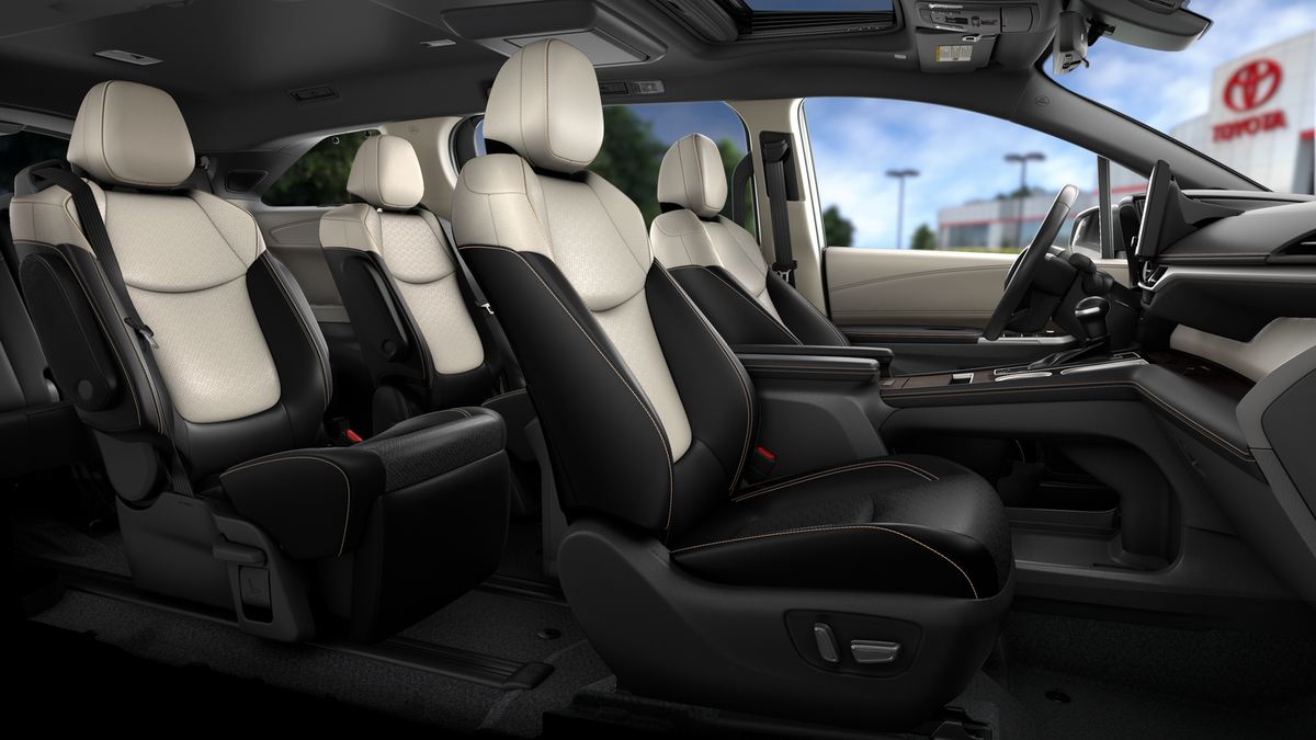 2026 Toyota Sienna Platinum 7 Passenger
