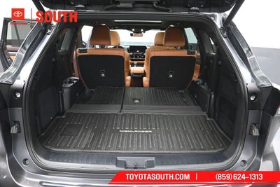 2020 Toyota Highlander Platinum