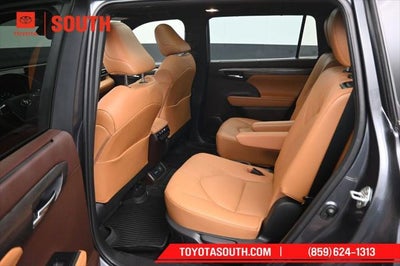 2020 Toyota Highlander Platinum
