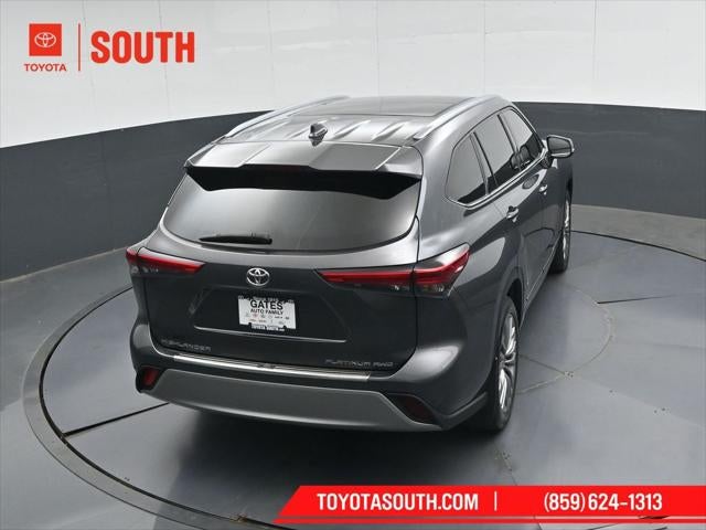 2020 Toyota Highlander Platinum