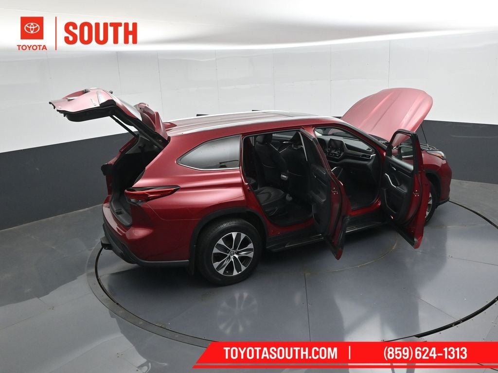 2021 Toyota Highlander Hybrid XLE