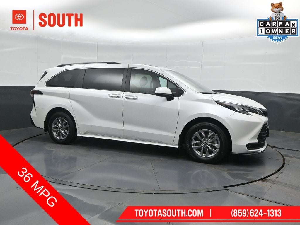 2025 Toyota Sienna XLE 7 Passenger