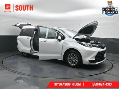 2025 Toyota Sienna XLE 7 Passenger