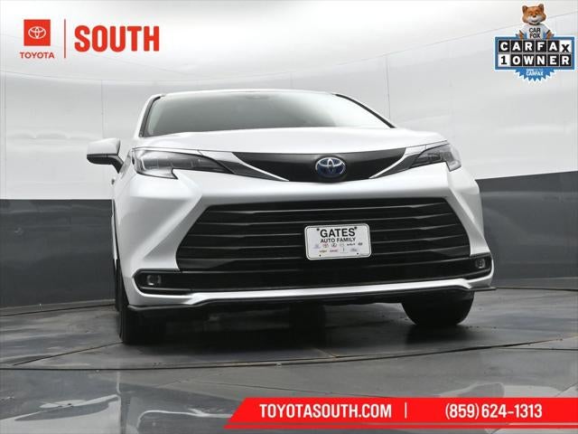 2025 Toyota Sienna XLE 7 Passenger