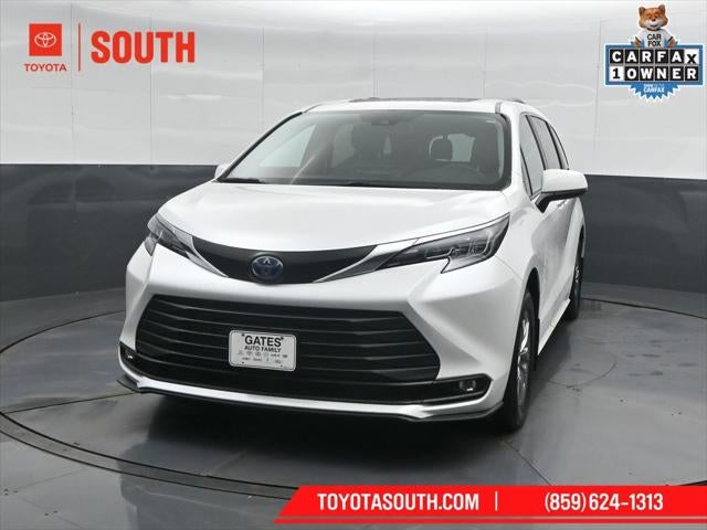 2025 Toyota Sienna XLE 7 Passenger
