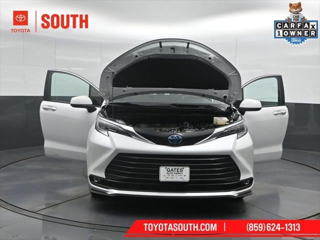 2025 Toyota Sienna XLE 7 Passenger