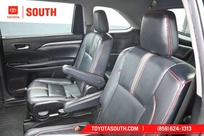 2019 Toyota Highlander SE