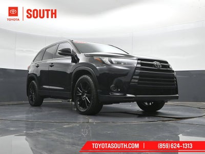 2019 Toyota Highlander SE