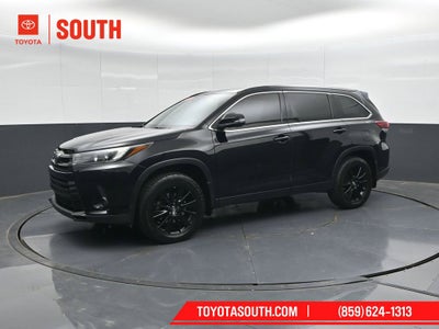 2019 Toyota Highlander SE