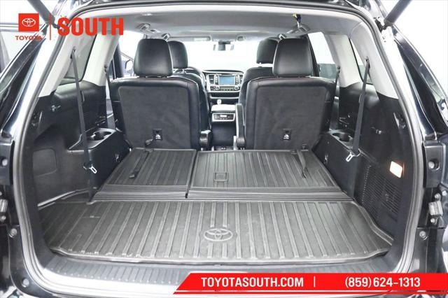 2019 Toyota Highlander SE