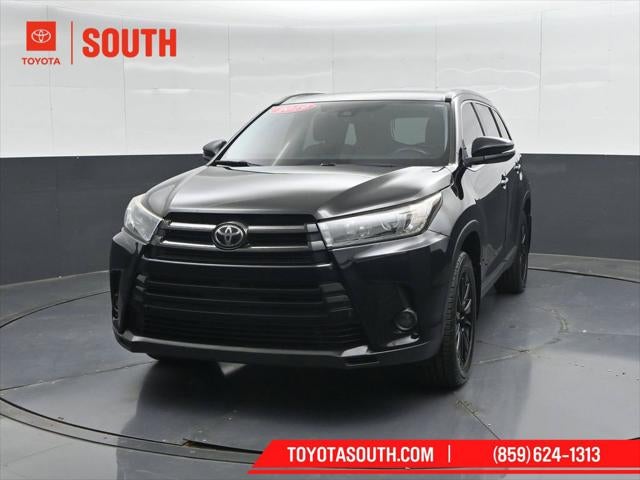 2019 Toyota Highlander SE