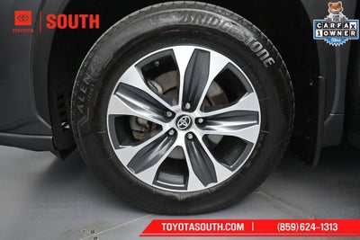 2024 Toyota Highlander Hybrid XLE