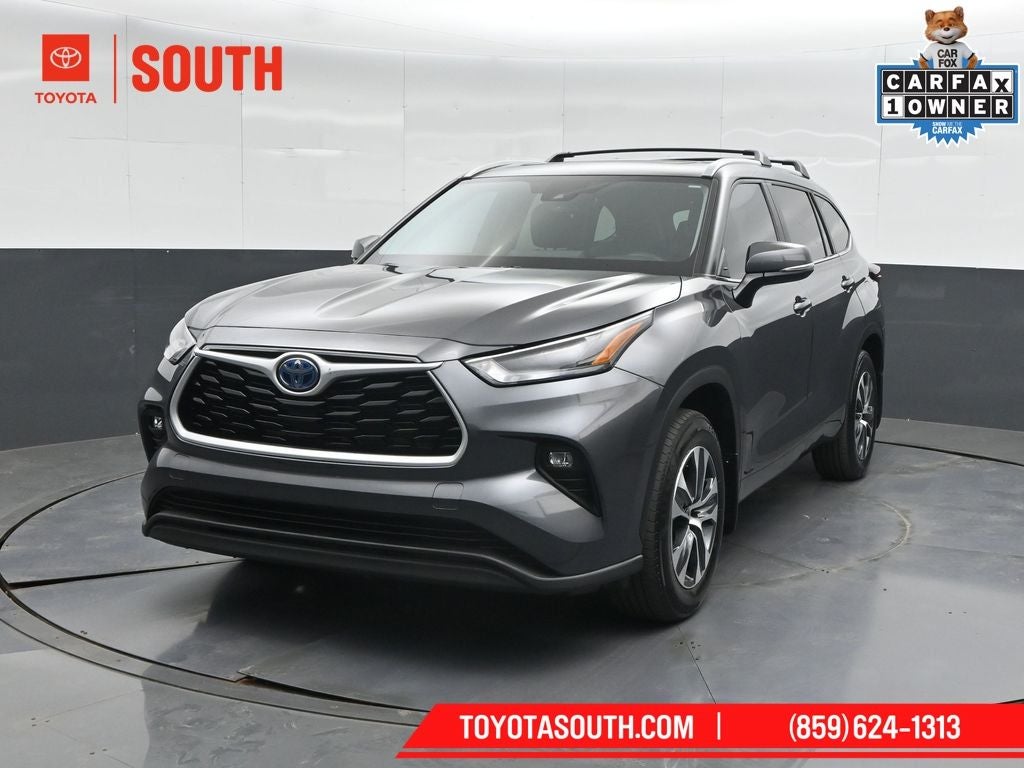 2024 Toyota Highlander Hybrid XLE
