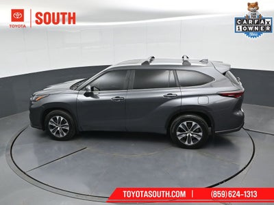 2024 Toyota Highlander Hybrid XLE
