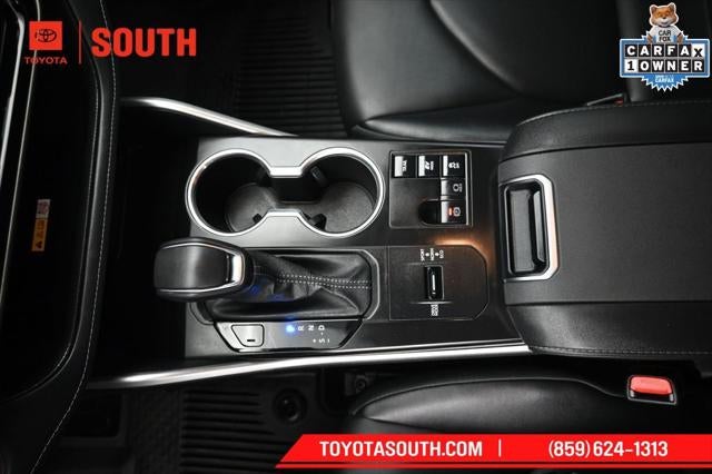 2024 Toyota Highlander Hybrid XLE