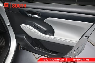 2024 Toyota Highlander XLE