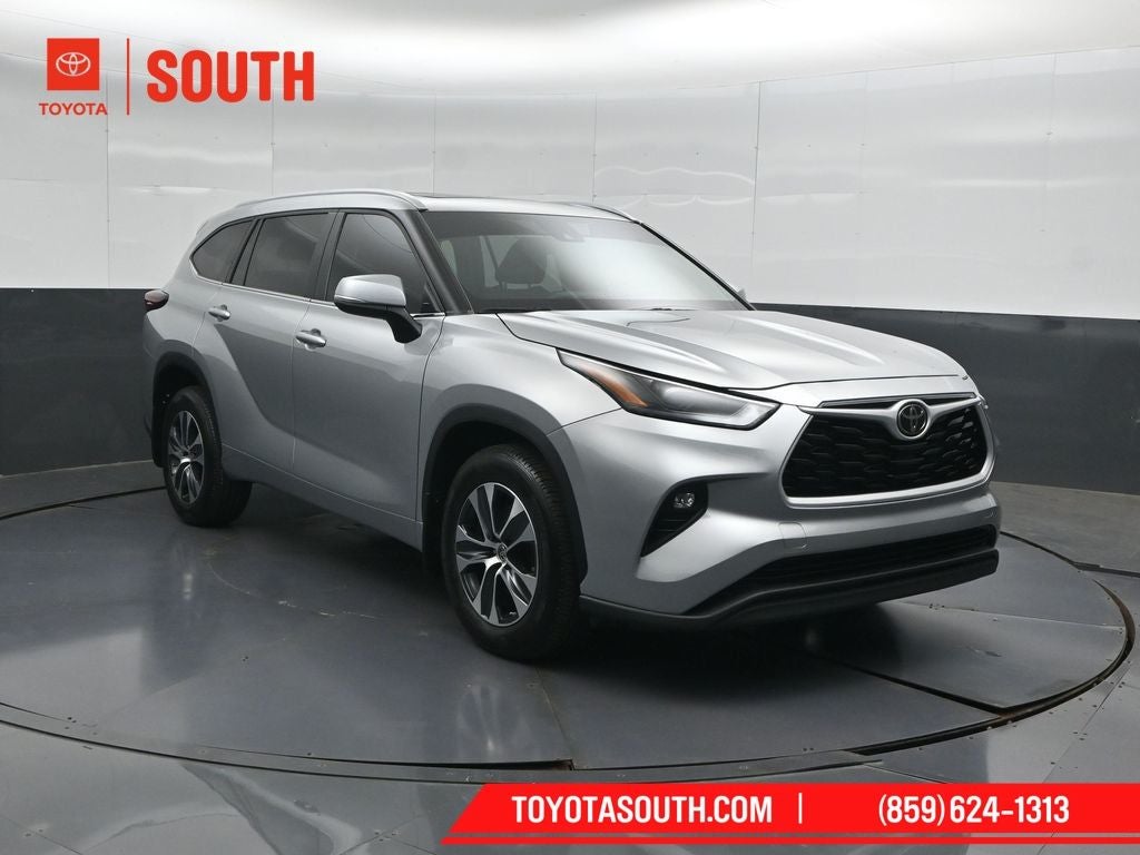 2024 Toyota Highlander XLE