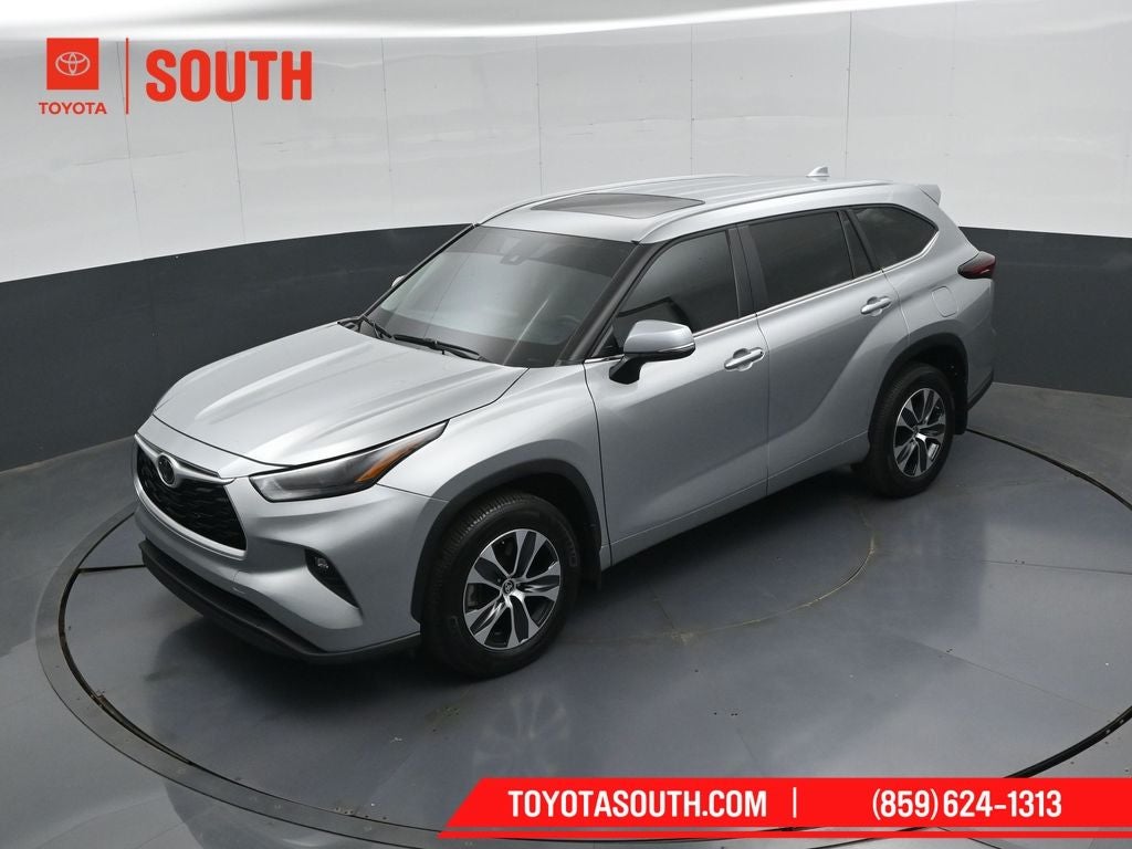 2024 Toyota Highlander XLE