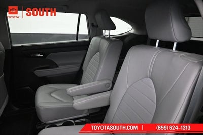 2024 Toyota Highlander XLE