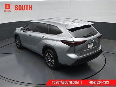 2024 Toyota Highlander XLE