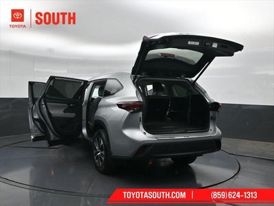 2024 Toyota Highlander XLE