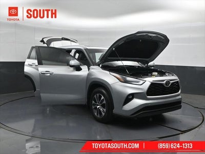 2024 Toyota Highlander XLE