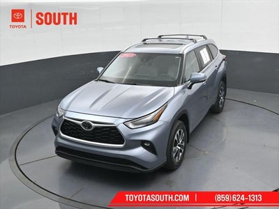 2023 Toyota Highlander XLE