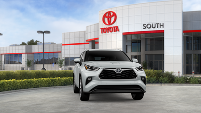 2026 Toyota Highlander Base