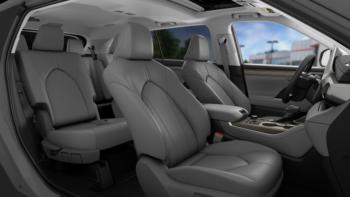 2026 Toyota Highlander Base