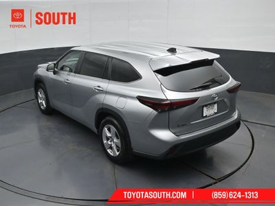 2024 Toyota Highlander LE