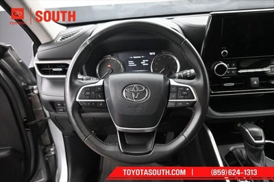 2024 Toyota Highlander LE