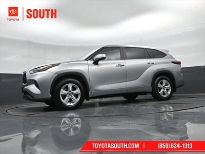 2024 Toyota Highlander LE