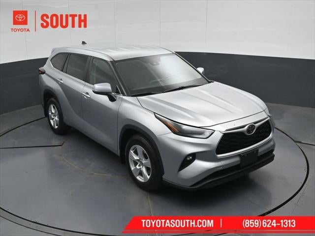 2024 Toyota Highlander LE