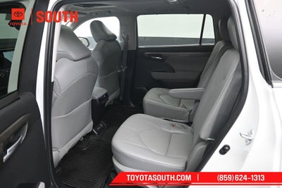 2023 Toyota Highlander Hybrid Limited