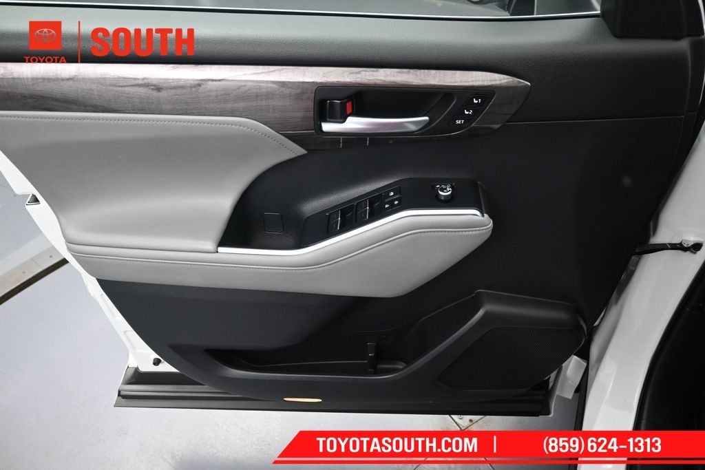2023 Toyota Highlander Hybrid Limited