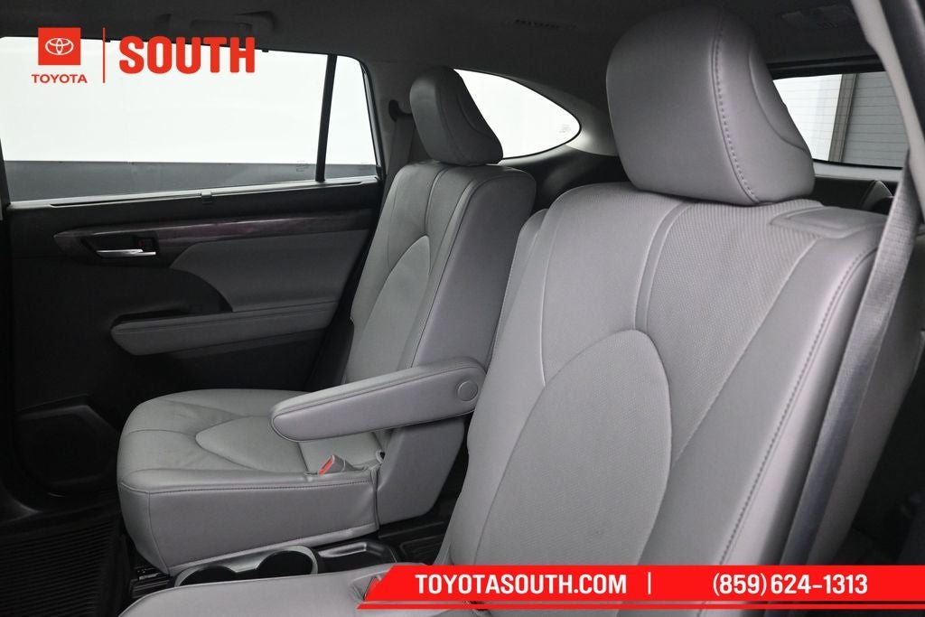 2023 Toyota Highlander Hybrid Limited