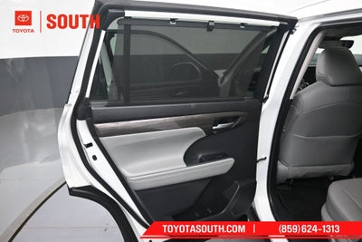 2023 Toyota Highlander Hybrid Limited